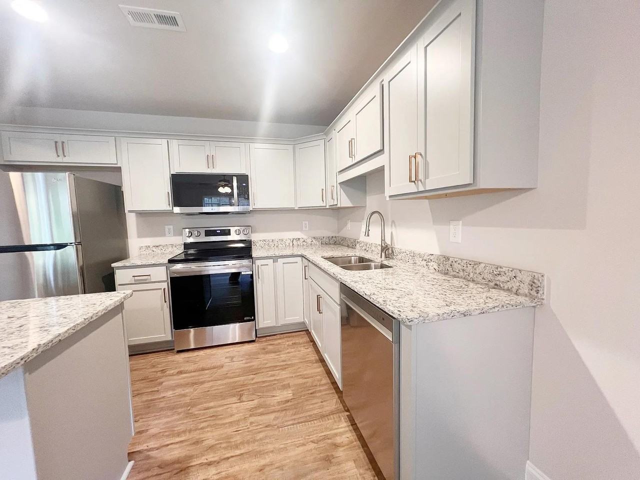 106 Keel Ln #1 - Photo 7 of 25