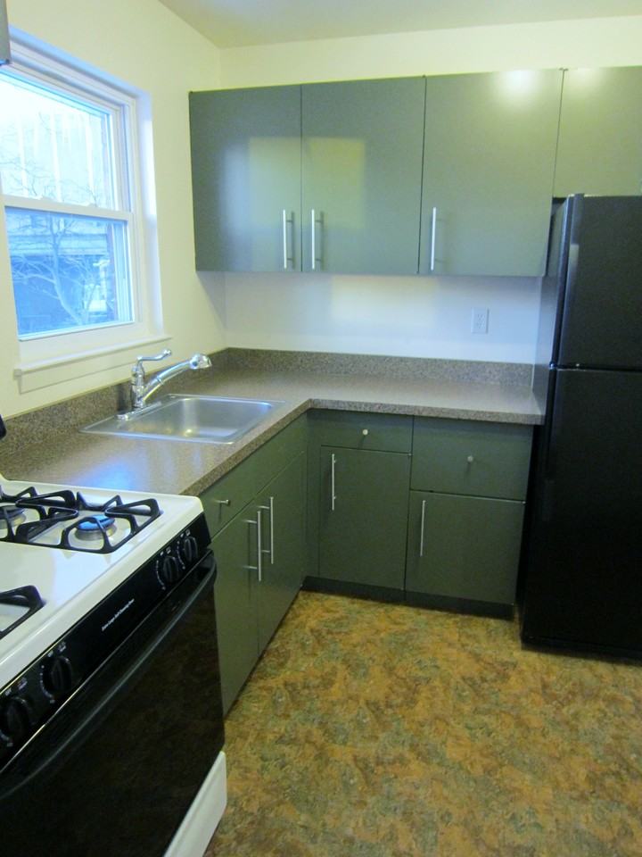 13 Lakeview Ave - Photo 3 of 8