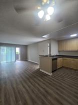 652 Moss St - Photo 1 of 1