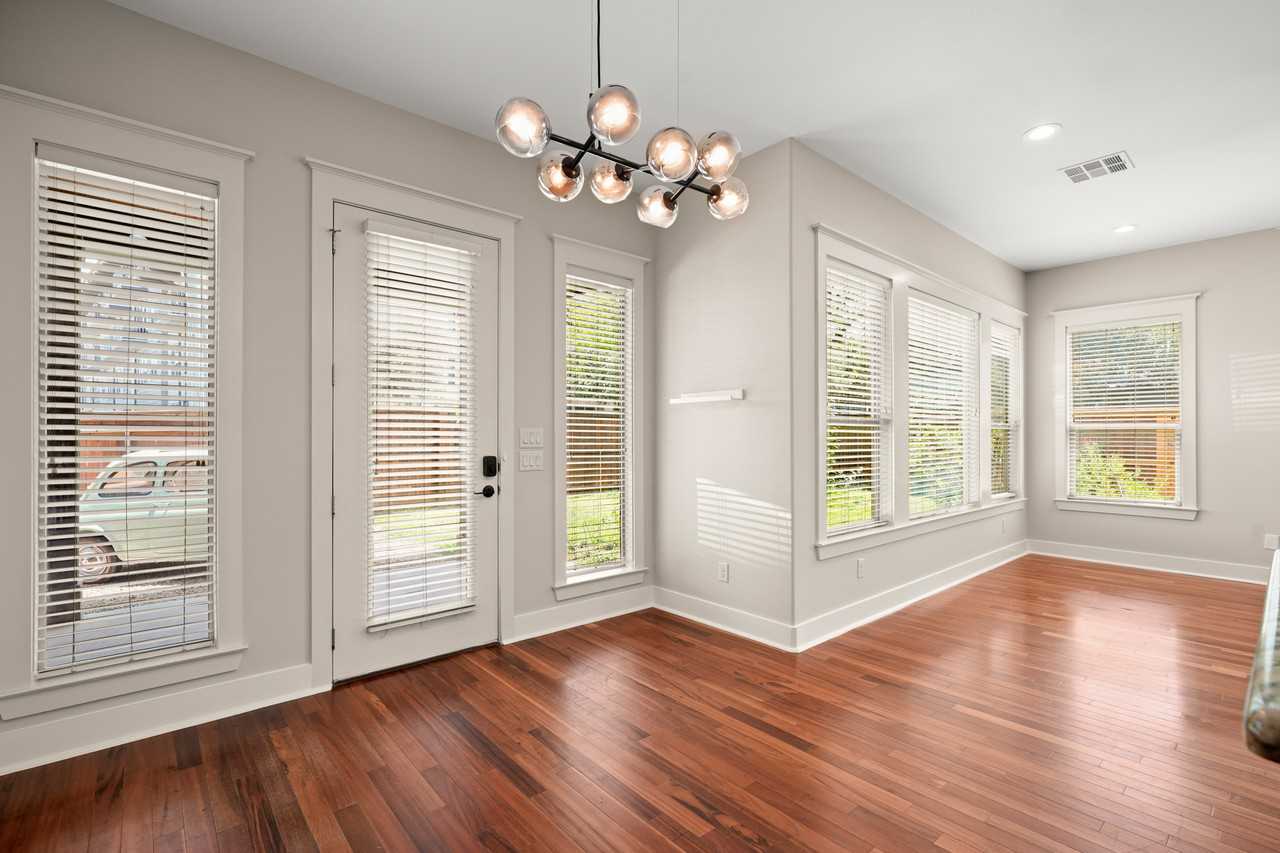 5516 Link Ave - Photo 7 of 26