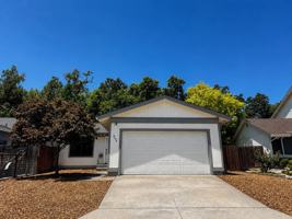 featured image of 843 Falcon Way