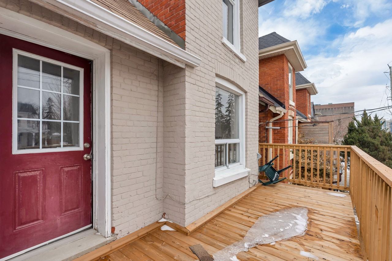73 High St, Barrie, ON L4N 1W5, Canada - Photo 2 of 27