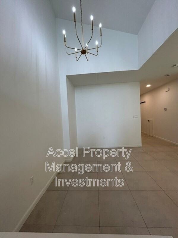 209 N 28th St - Photo 6 of 21