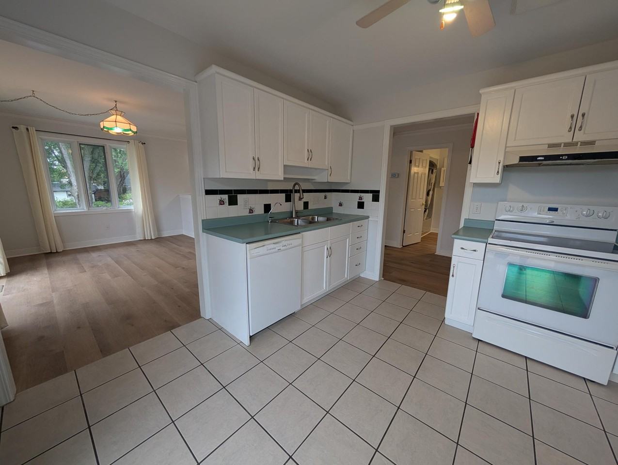 23 Union St - Photo 2 of 24