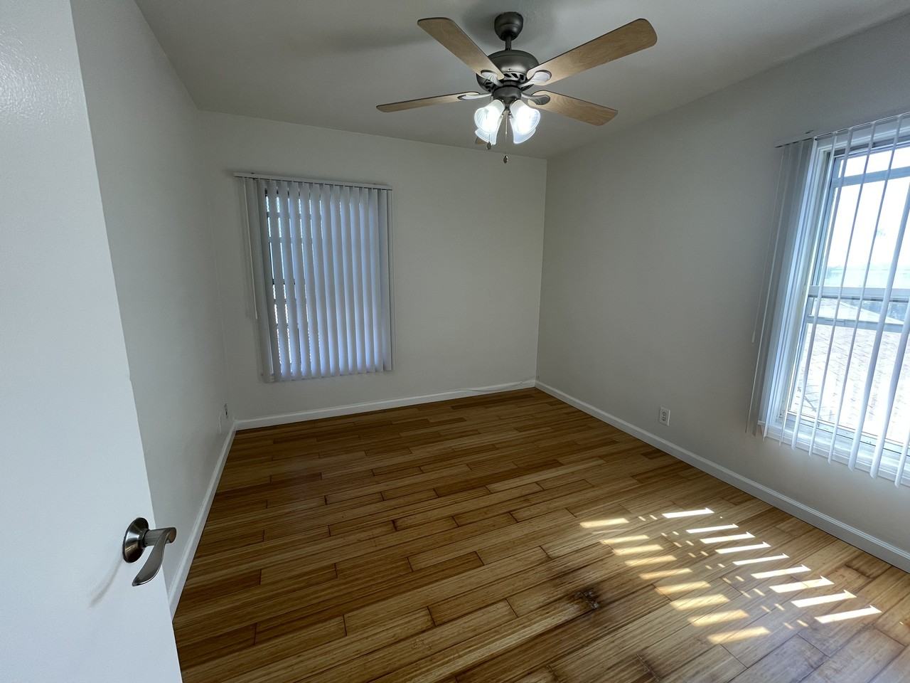 833 West 97th Street #4 - Photo 6 of 9