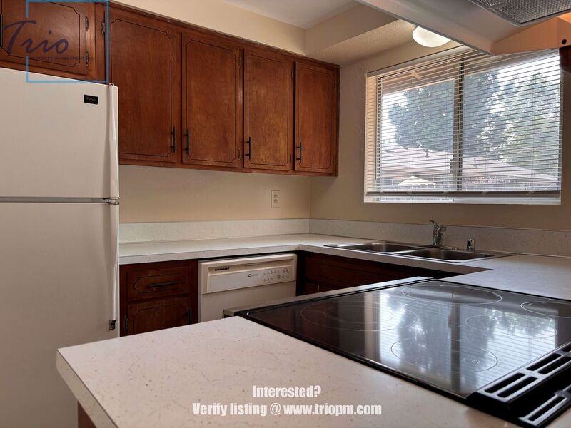 1010 Satre St - Photo 6 of 19