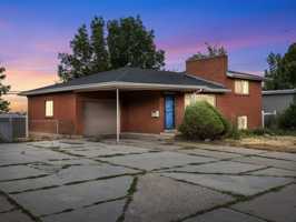 featured image of 525 Monroe Blvd #1