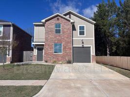 featured image of 2819 Clifton Ter
