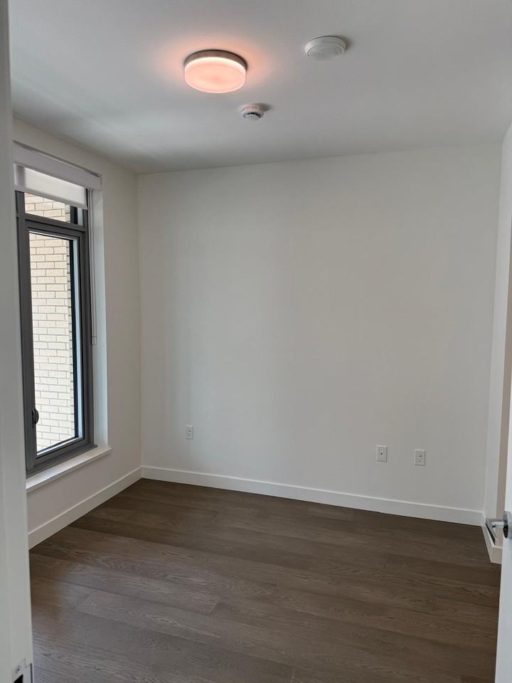 785 Harbourside Drive #505 - Photo 7 of 40