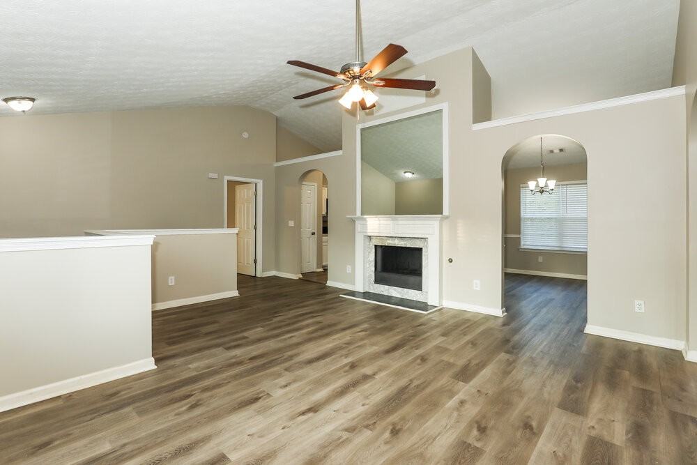 272 Grover Turner Way - Photo 4 of 17