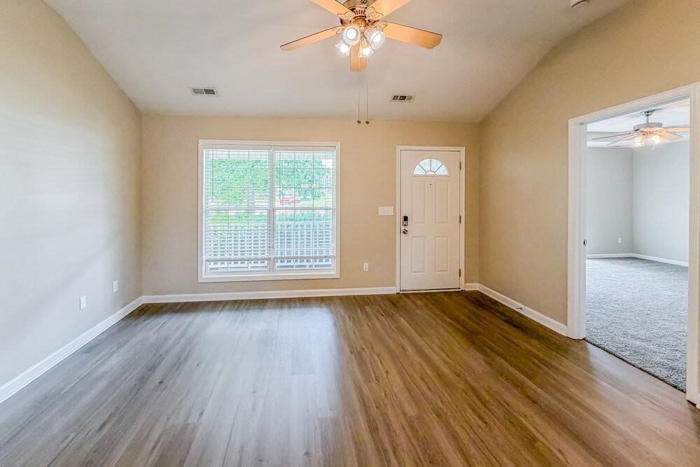 304 Cheairs Ct - Photo 4 of 17