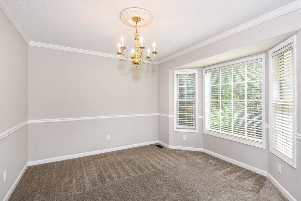 3042 Lexington Ave - Photo 7 of 17