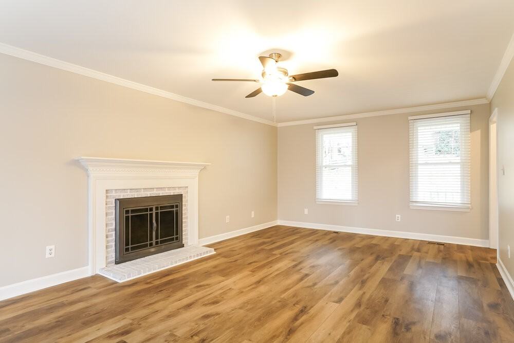 1001 Jumper Dr - Photo 5 of 17