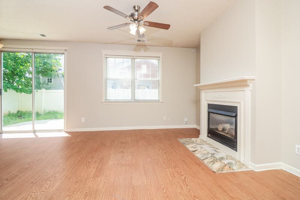 186 Windcroft Ct Nw - Photo 5 of 16