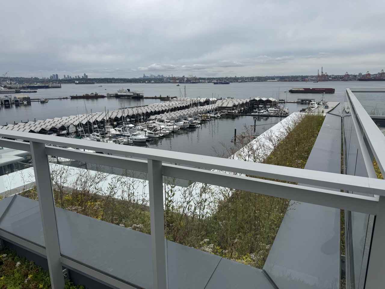 785 Harbourside Drive #505 - Photo 3 of 40