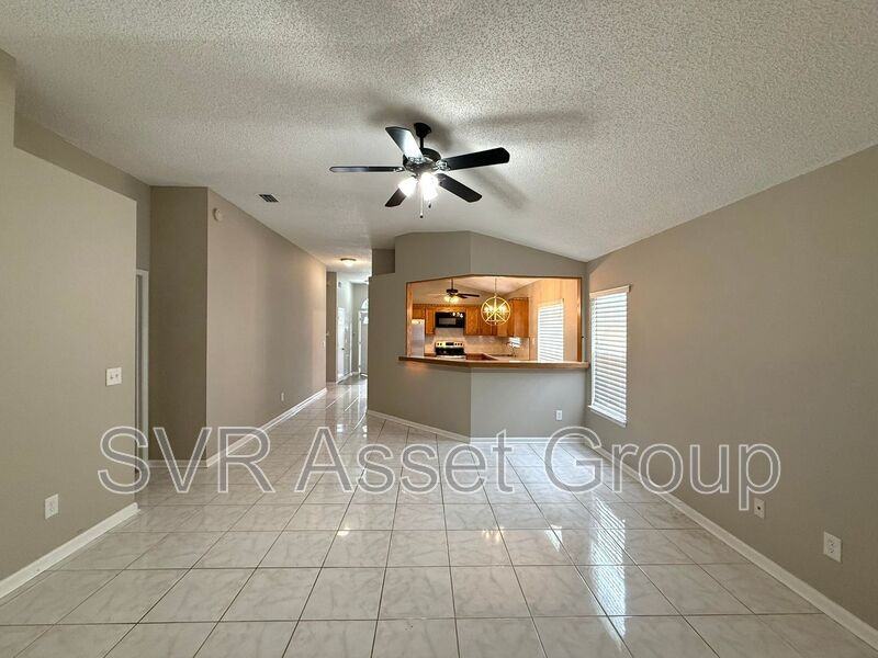 2798 Lantana Lakes Dr W - Photo 5 of 13