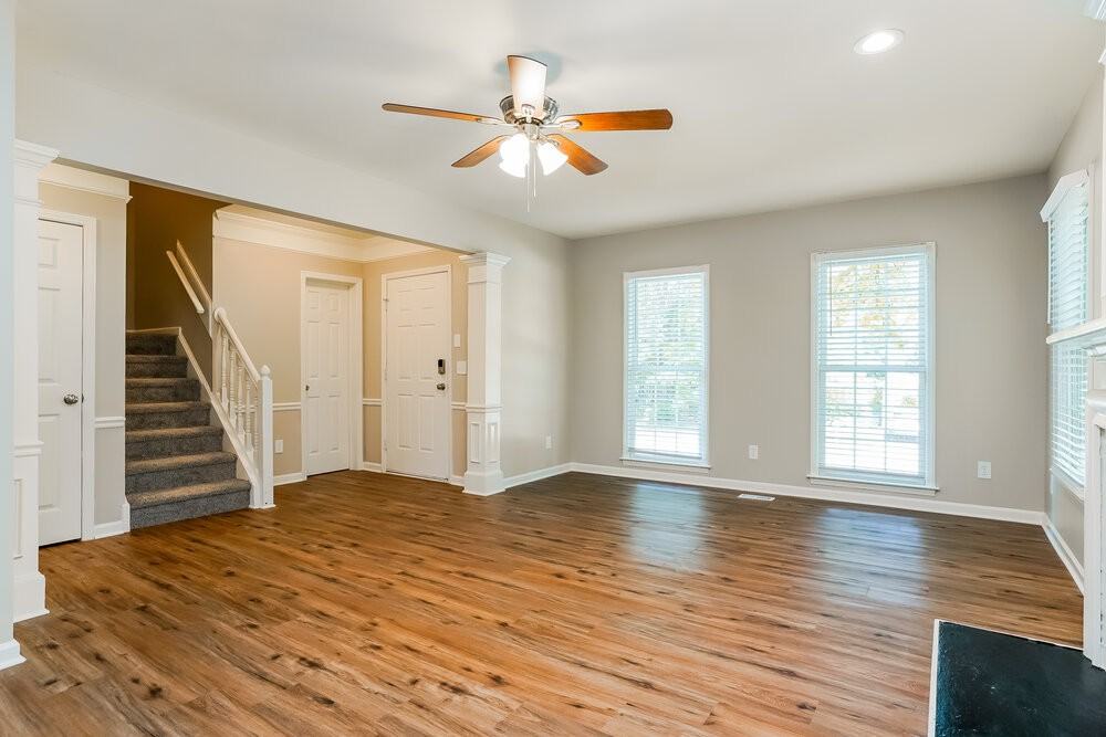 4936 Bivens Dr - Photo 4 of 17