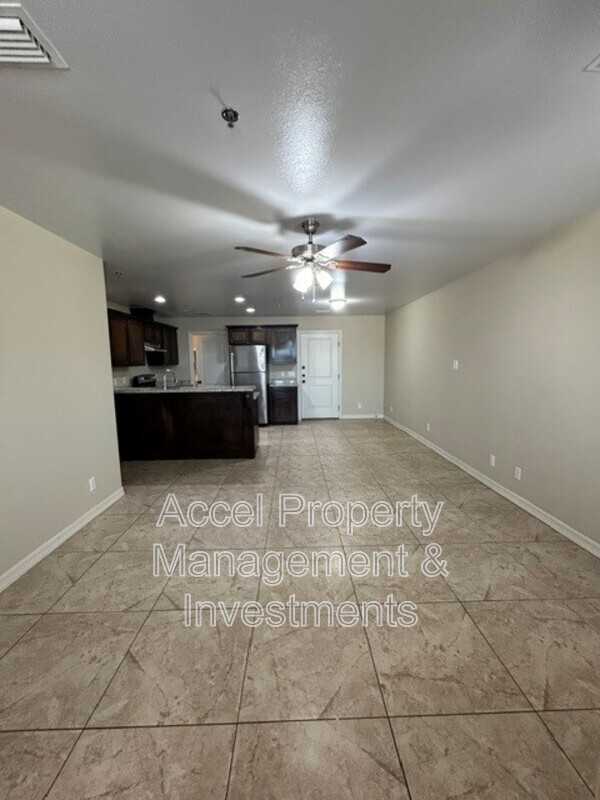 2603 E Eisenhower Ave #2 - Photo 3 of 22