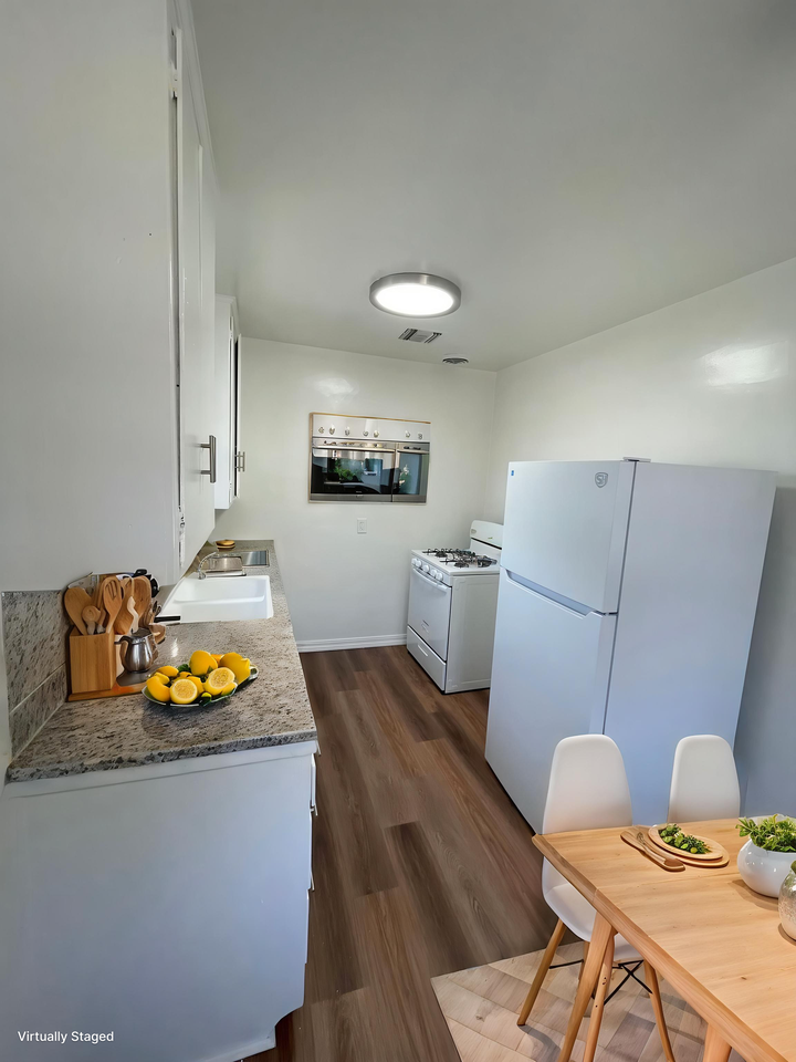 833 West 97th Street #4 - Photo 3 of 9