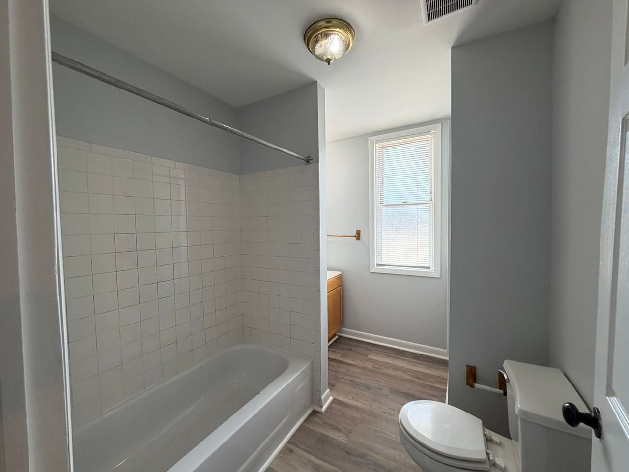 221B Grant St - Photo 6 of 6