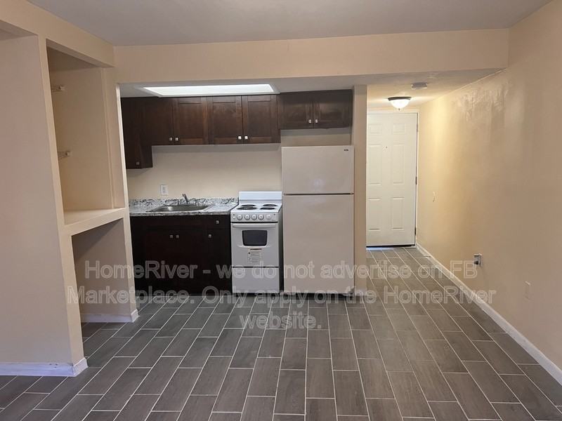 1256 E 113th Ave #E115 - Photo 2 of 9