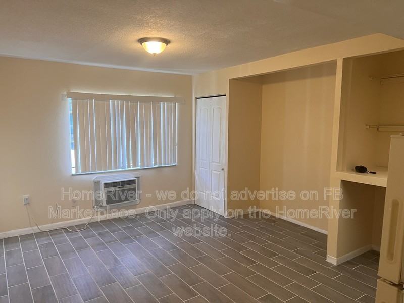 1256 E 113th Ave #E115 - Photo 4 of 9