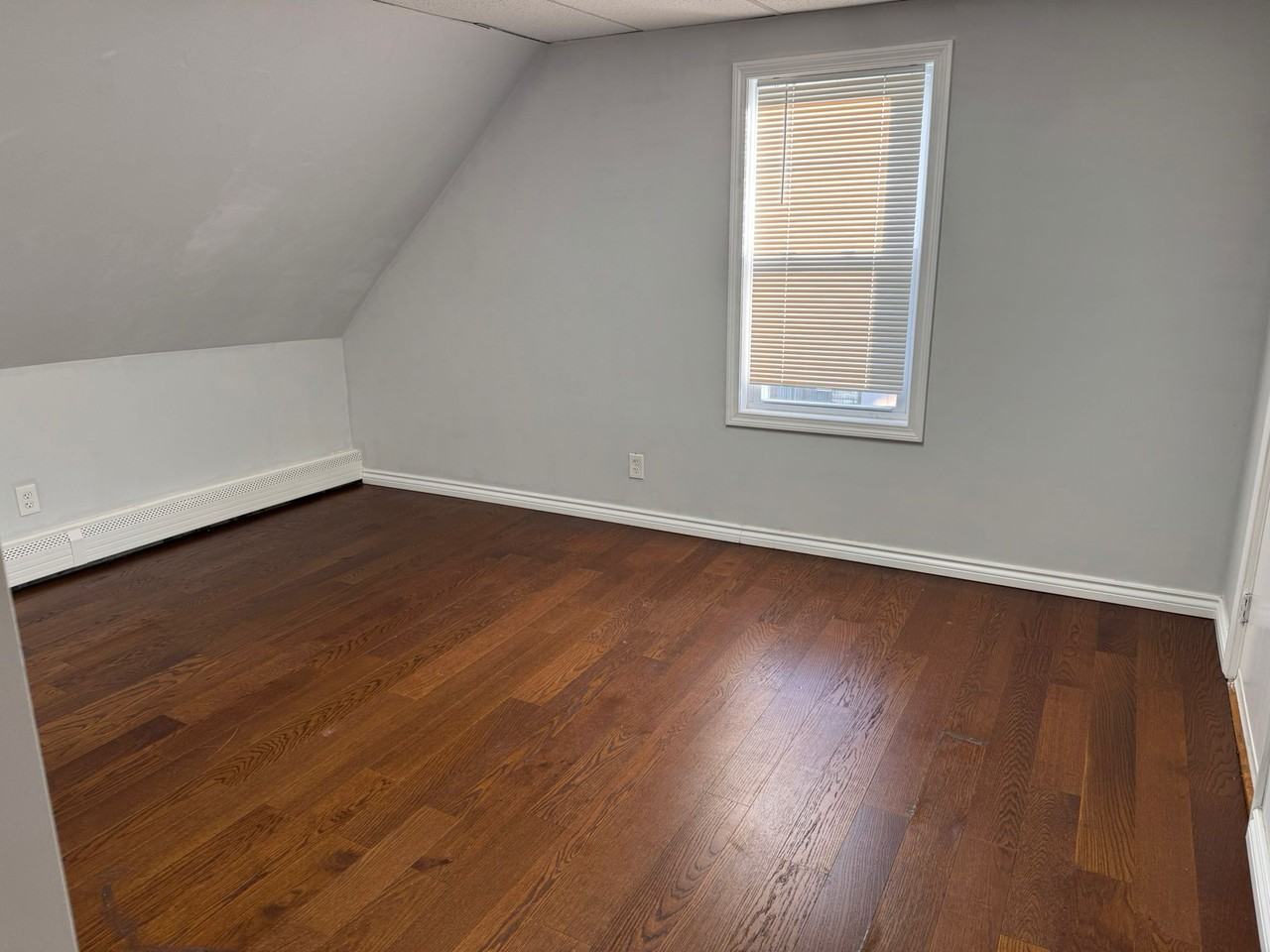 19 - 21 High Street - 04 #04 - Photo 5 of 16