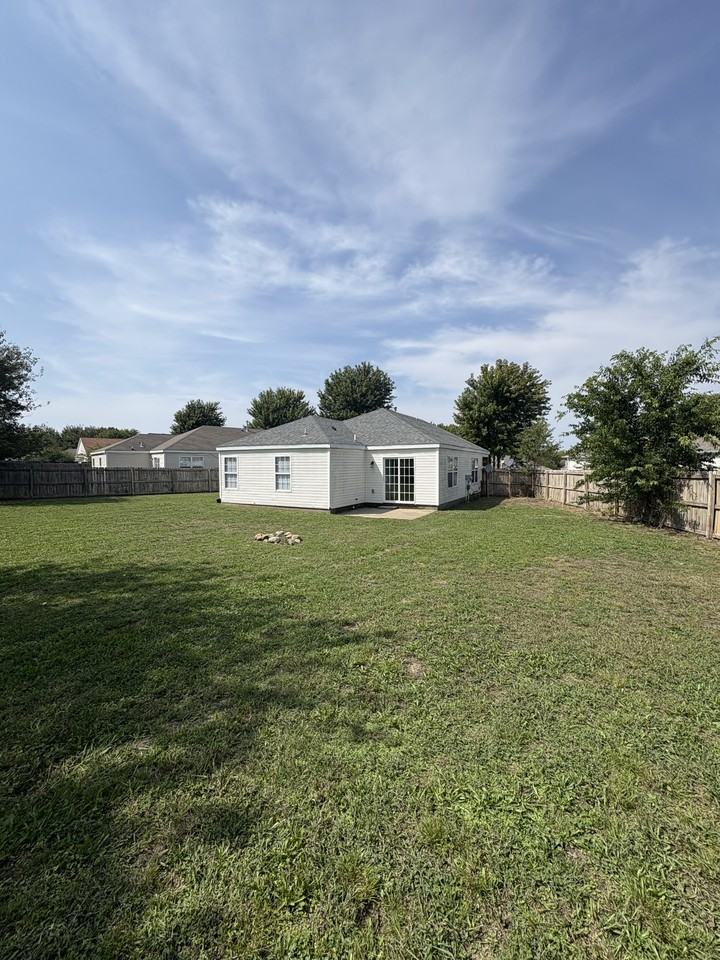 601 Cedar Brook Ct #1 - Photo 3 of 17