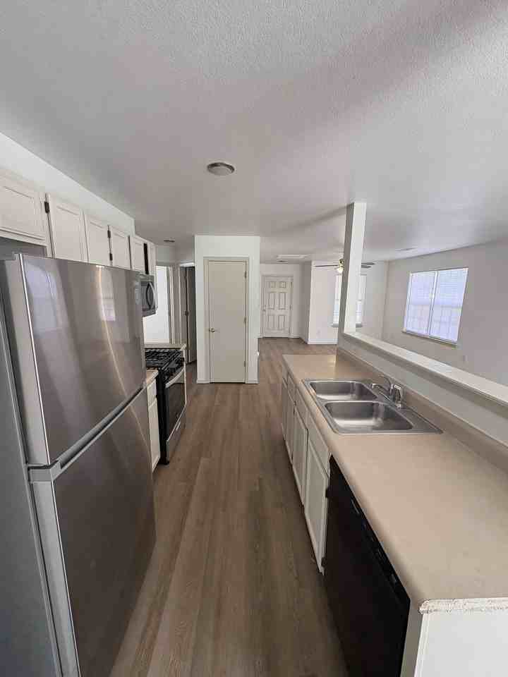 601 Cedar Brook Ct #1 - Photo 7 of 17