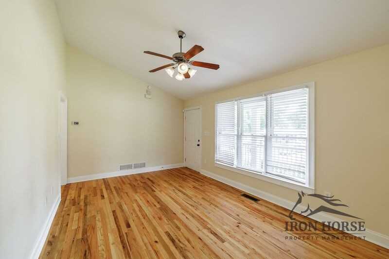 130 Mandy Dr - Photo 5 of 26