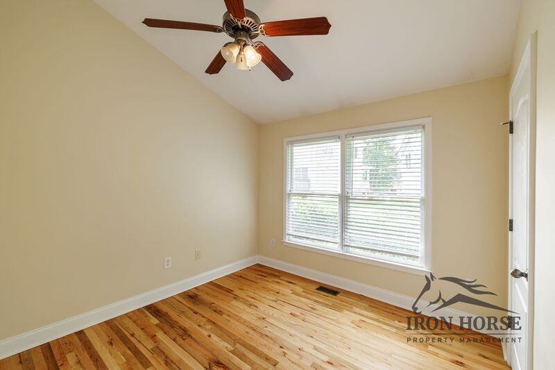 130 Mandy Dr - Photo 7 of 26