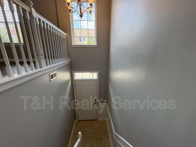 9059 Rider Dr - Photo 5 of 27