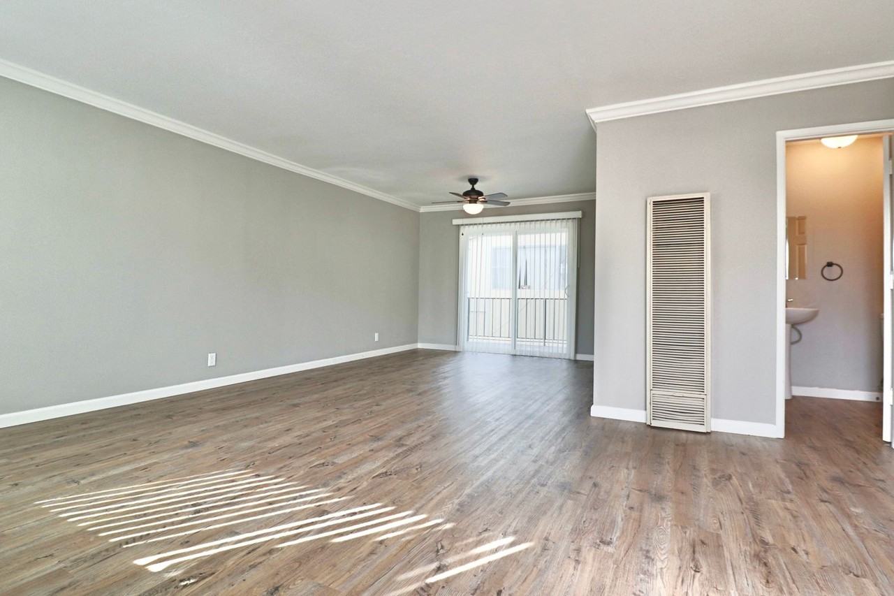 Encanto Apartments - Photo 7 of 13