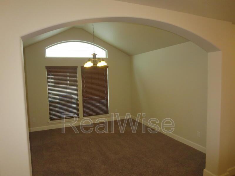 3006 Ne Red Oak Dr - Photo 7 of 22