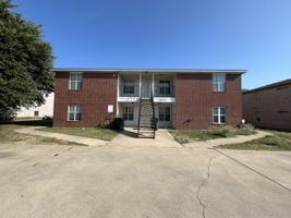 featured image of 2907 Cantabrian Dr #B