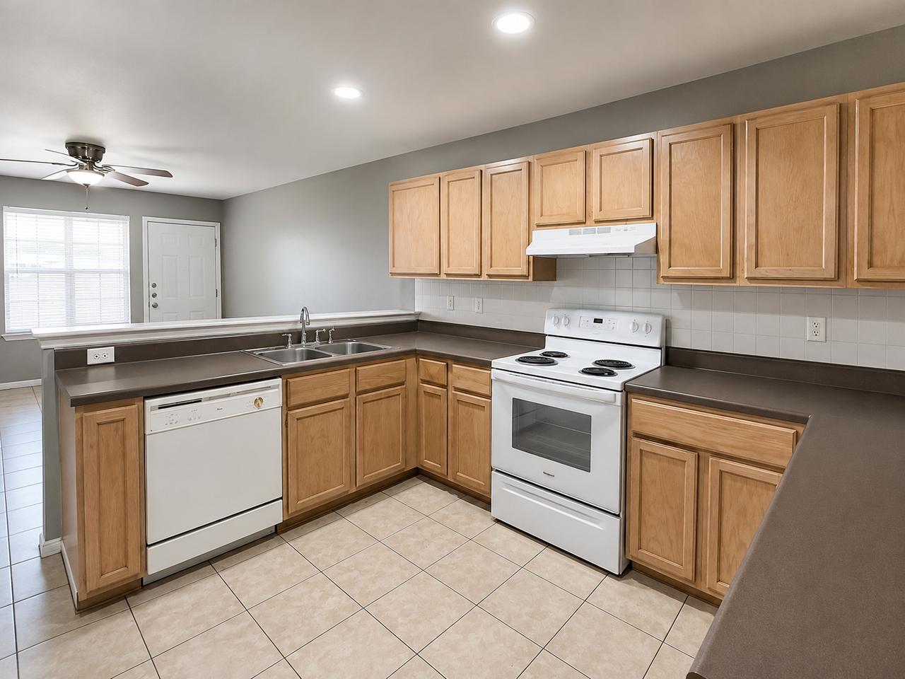 2907 Cantabrian Dr #B - Photo 4 of 11