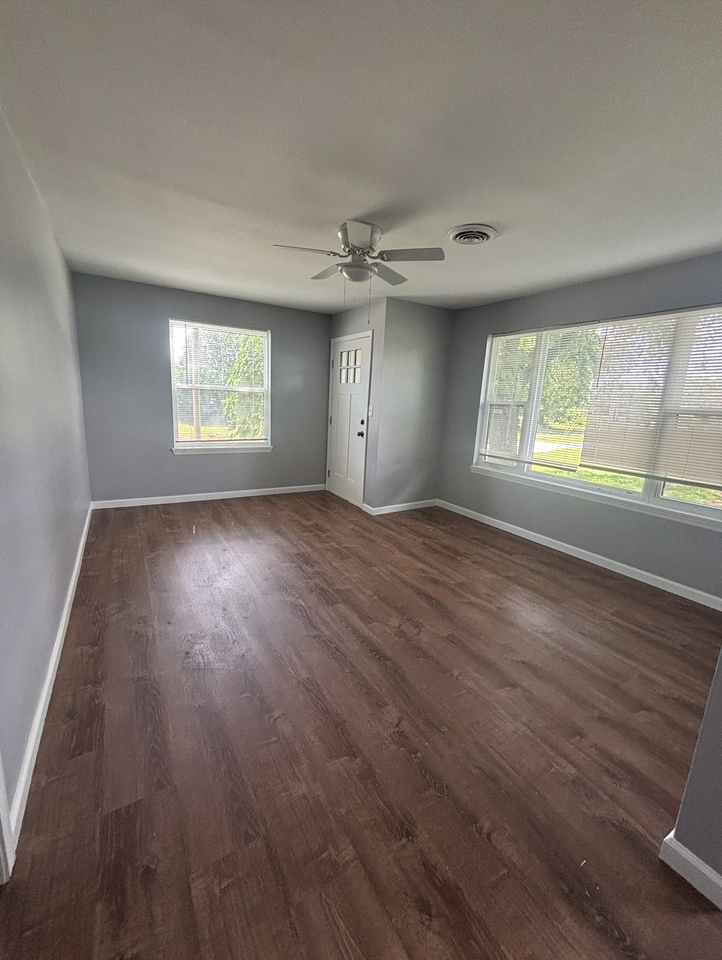 3795 W Andrew Johnson Hwy #1 - Photo 4 of 5