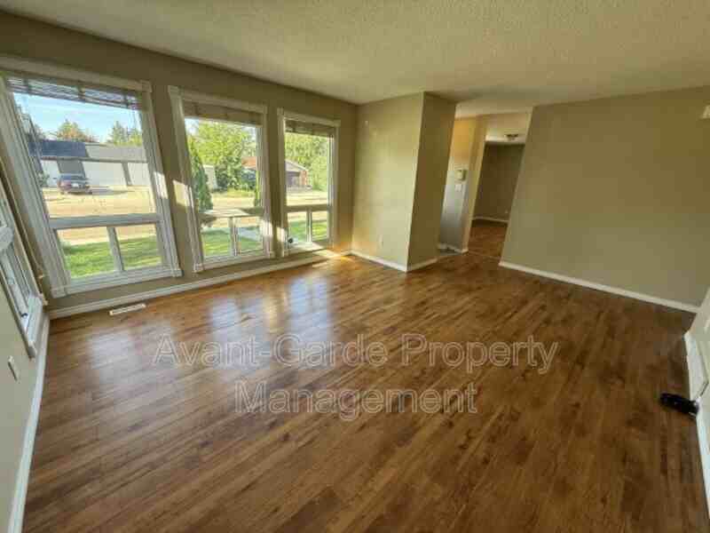 15 Garden Valley Dr - Photo 2 of 34