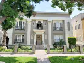 542 N. Alexandria - Photo 1 of 1
