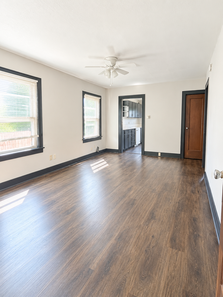 1109 Humboldt St - Photo 2 of 6