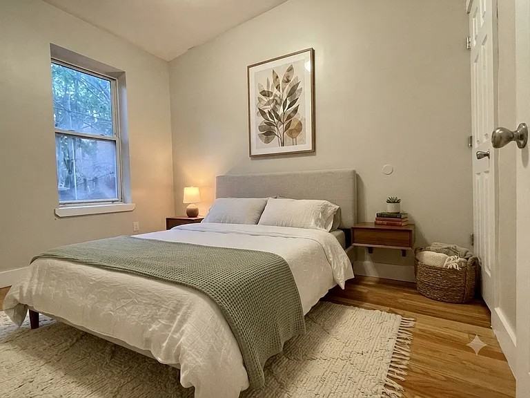 134 East 59th Street #1 - Photo 3 of 5