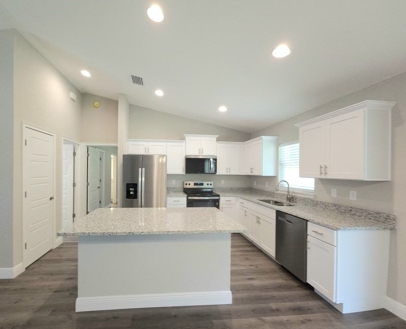 10254 N Langdon Rd - Photo 3 of 13