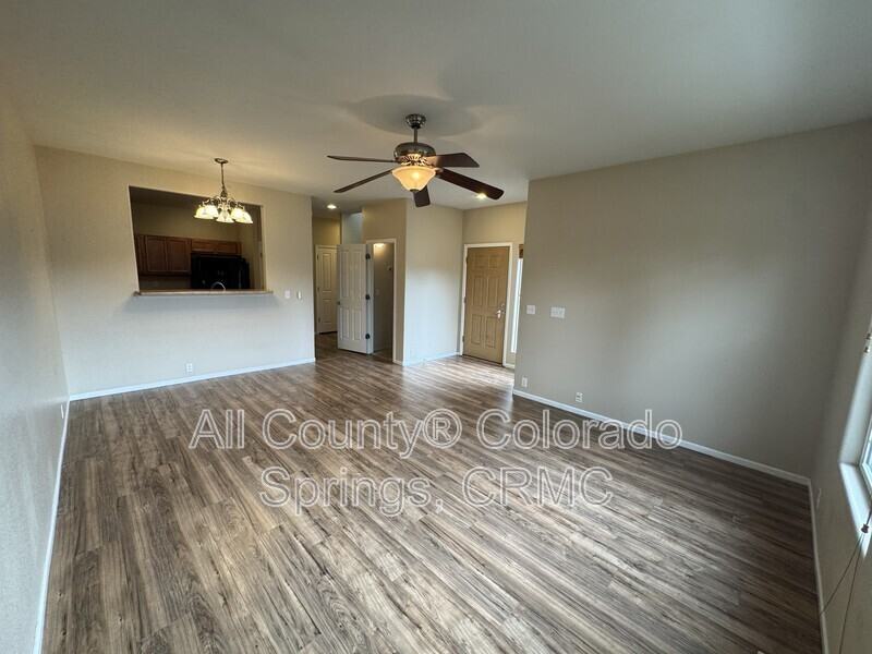 7332 Sandy Springs Pt - Photo 3 of 30