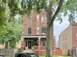 featured image of 2537 N Kildare Ave #3