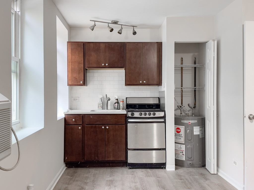 1627 N Humboldt Blvd #1A - Photo 2 of 21