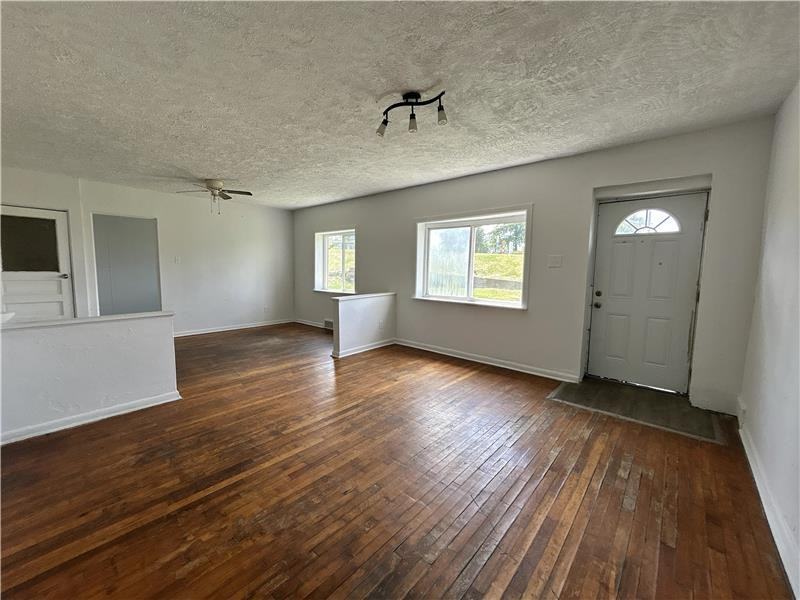 3631 Sunset Blvd #4 - Photo 4 of 10