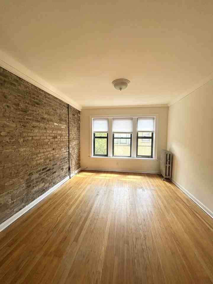 N Spaulding Ave #3B - Photo 4 of 13