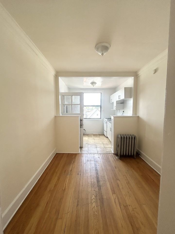 N Spaulding Ave #3B - Photo 7 of 13
