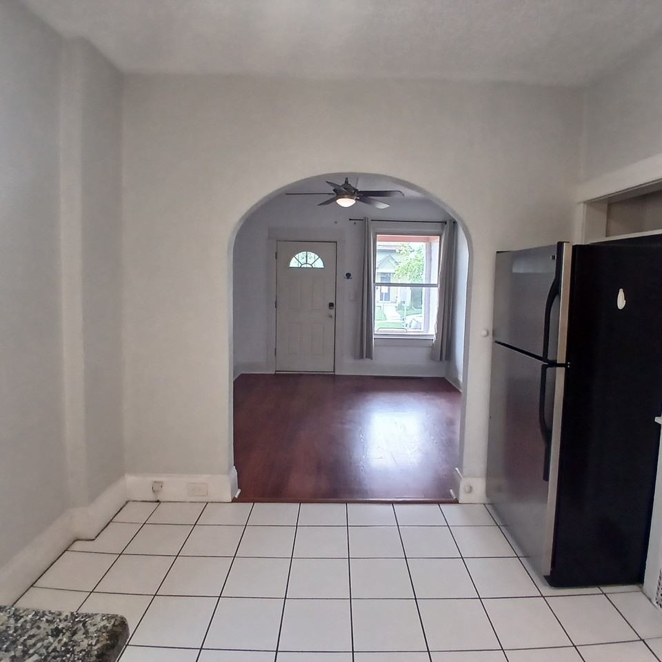 1001 South Pennsylvania Street - Photo 3 of 10