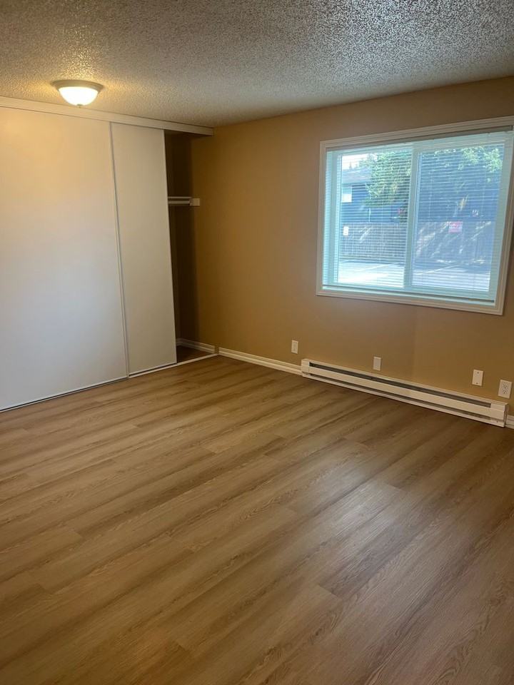 3411 3rd Ave Se - Photo 6 of 9